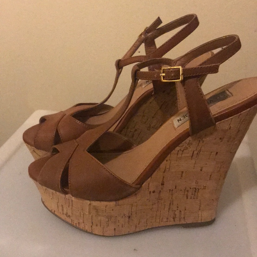 Platform shoes - Picture 2 of 5